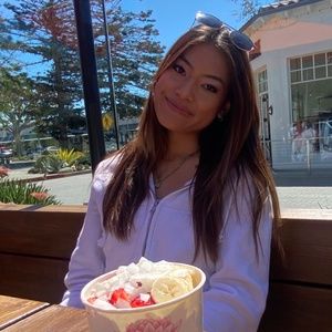 Meet your Posher, Xiaobo